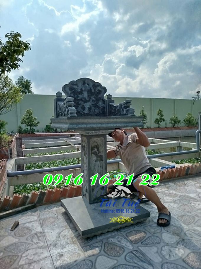 Mẫu am miếu bằng đá thờ thần linh thổ địa 2 tầng 03