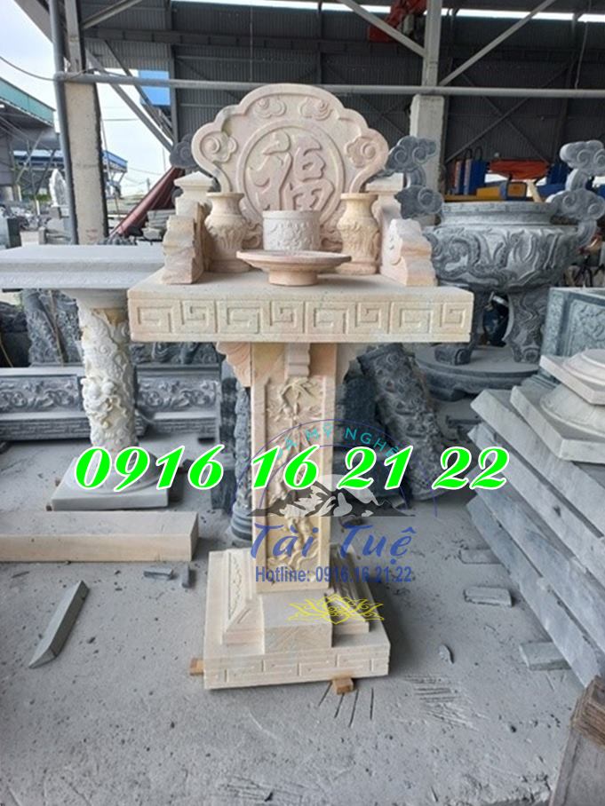 Mẫu am miếu bằng đá vàng thờ thần linh thổ địa 2 tầng