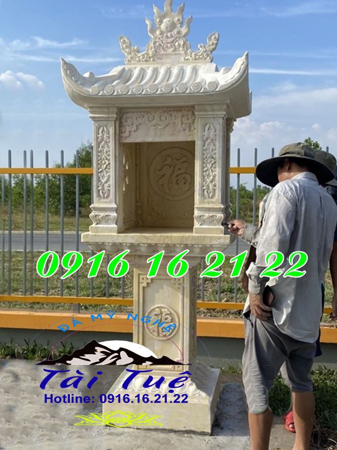Mẫu bàn thờ thông thiên bằng đá vàng một mái bán tại Long An Mẫu bàn thờ thông thiên bằng đá vàng một mái bán tại Long An