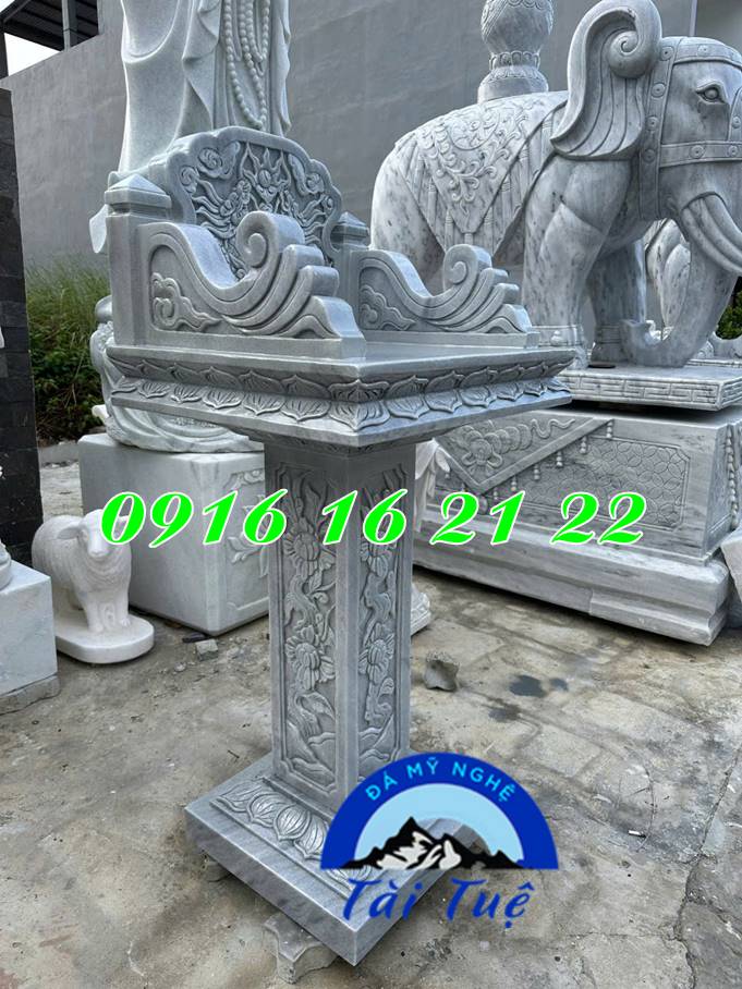 Mẫu cây hương thờ ngoài trời bằng đá Mẫu cây hương thờ ngoài trời bằng đá