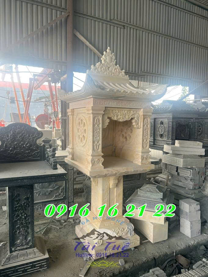 Mẫu bàn thờ ngoài trời thờ tiền chủ bằng đá vàng một mái bán tại Sài Gòn Mẫu bàn thờ ngoài trời thờ tiền chủ bằng đá vàng một mái bán tại Sài Gòn