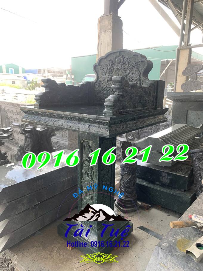 Mẫu bàn thờ thờ tiên ngoài trời chủ bằng đá xanh rêu bán tại Sài Gòn Mẫu bàn thờ thờ tiên ngoài trời chủ bằng đá xanh rêu bán tại Sài Gòn
