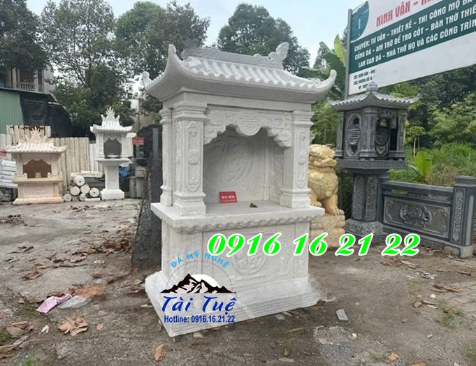 Am thờ thần linh bằng đá trắng ở Tuyên Quang Am thờ thần linh bằng đá trắng ở Tuyên Quang